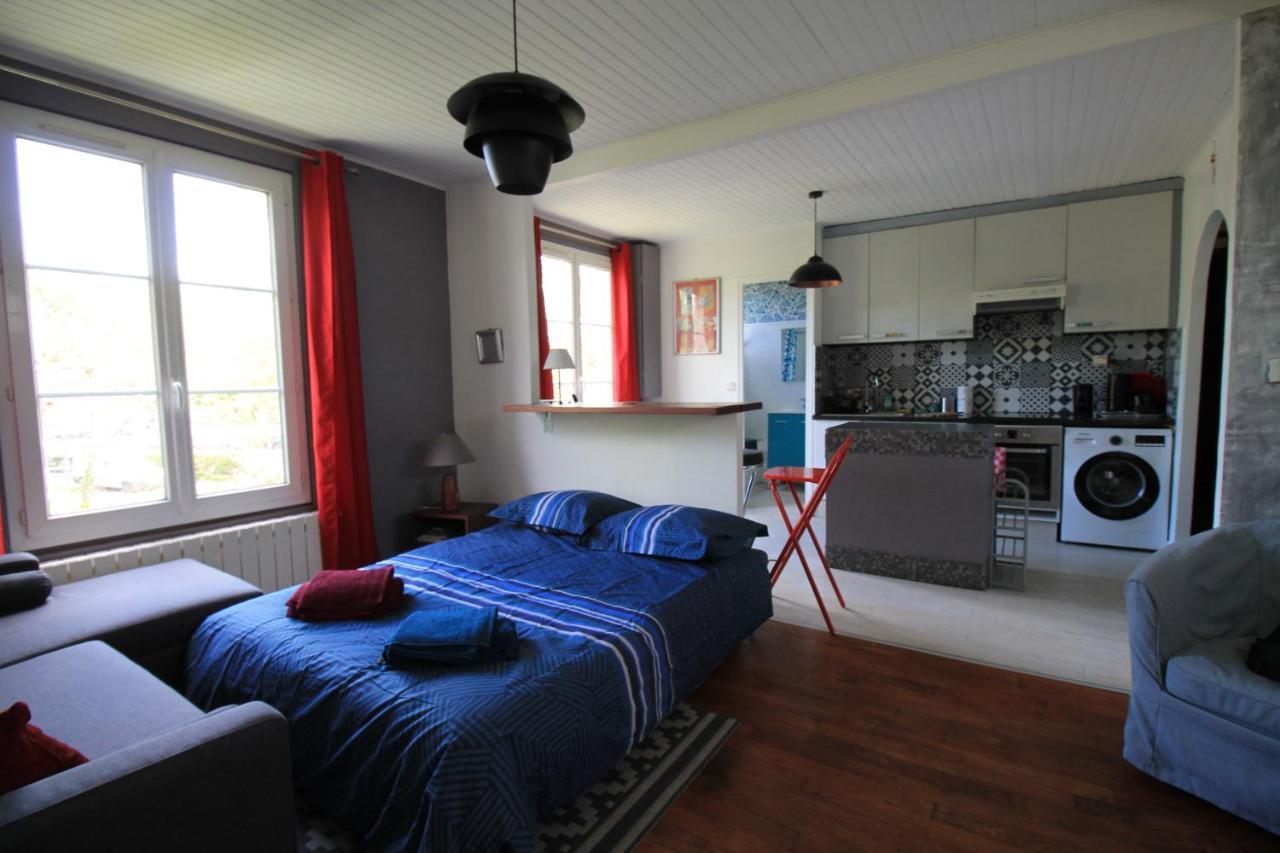 Disponible - Appartement Entier - Ligne H 15Mn Paris-Gare Du Nord, Parking Rue Gratuit, 4 Pers, Station De Train En Face Toutes Les 15Mn, Hippodrome, Cdfas, Universite, Borne Electrique, 1Er Etage Eaubonne Exteriör bild