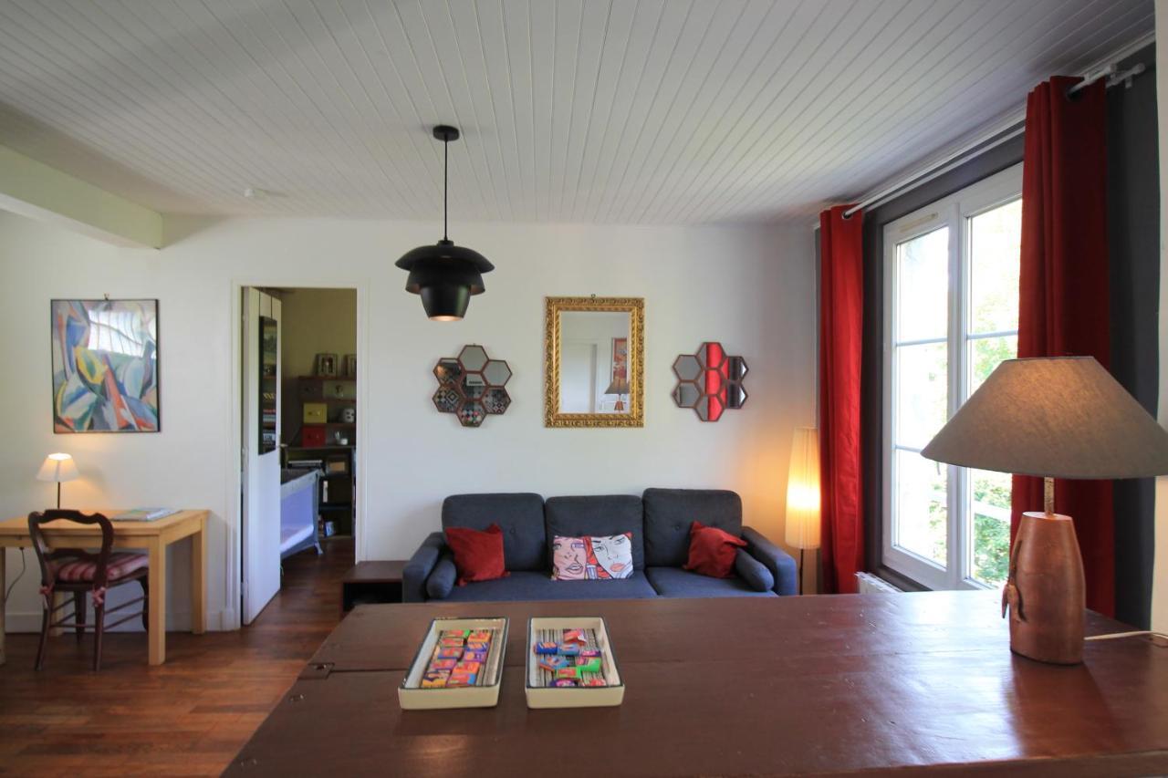 Disponible - Appartement Entier - Ligne H 15Mn Paris-Gare Du Nord, Parking Rue Gratuit, 4 Pers, Station De Train En Face Toutes Les 15Mn, Hippodrome, Cdfas, Universite, Borne Electrique, 1Er Etage Eaubonne Exteriör bild
