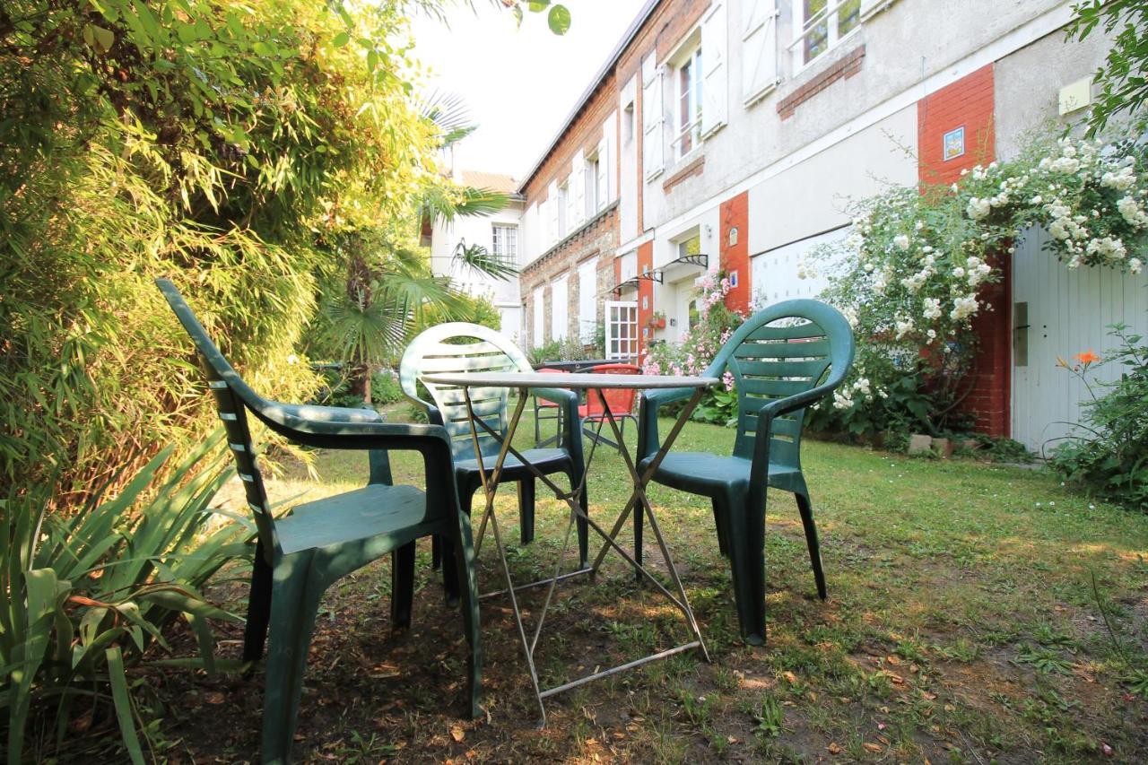 Disponible - Appartement Entier - Ligne H 15Mn Paris-Gare Du Nord, Parking Rue Gratuit, 4 Pers, Station De Train En Face Toutes Les 15Mn, Hippodrome, Cdfas, Universite, Borne Electrique, 1Er Etage Eaubonne Exteriör bild