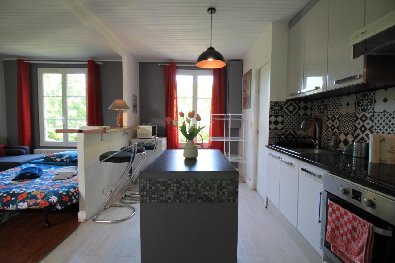 Disponible - Appartement Entier - Ligne H 15Mn Paris-Gare Du Nord, Parking Rue Gratuit, 4 Pers, Station De Train En Face Toutes Les 15Mn, Hippodrome, Cdfas, Universite, Borne Electrique, 1Er Etage Eaubonne Exteriör bild
